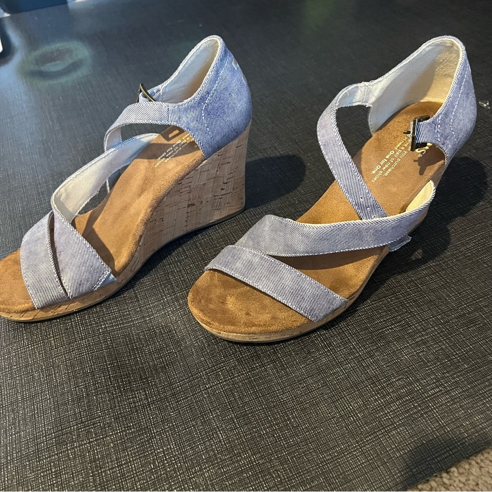 Tom’s wedges